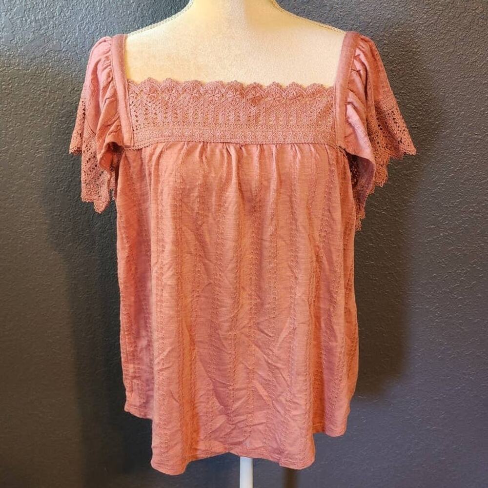 Maurice's Women's pink flowy lace trimmed square neck blouse plus size 1X